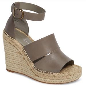 treasure & bond wedges sandals size 9